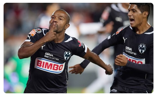 Dorlan Pabón Dorlan Pabón offre le 2/2 aux Rayados