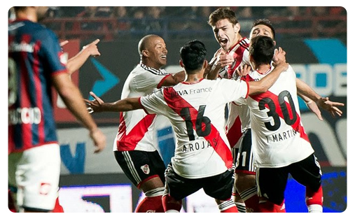 River Plate River balaye San Lorenzo et impression l'Argentine