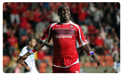 Luis Tejada s'offre un doublé, Toluca s'échappe Luis Tejada