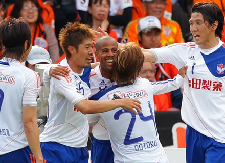 Trois victoires consécutives pour Niigata Albirex Niigata