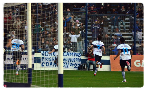 Le Gimnasia leader surprise