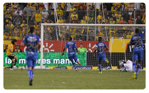 Blanco délivre le Monumental, Barcelona s'offre Emelec