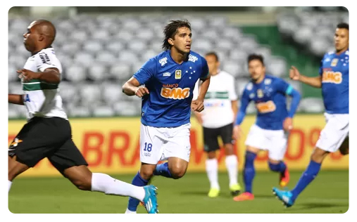 Marcelo Moreno, meilleur buteur de la Serie A, relance la Raposa