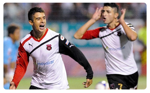 Alajuelense sauve le nul à Saprissa et conserve la tête LD Alajuelense